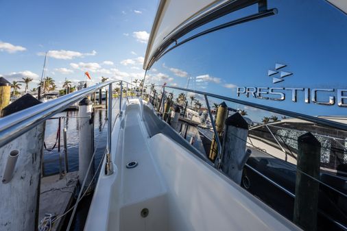 Prestige 420 Flybridge image