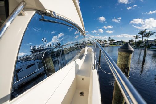 Prestige 420 Flybridge image