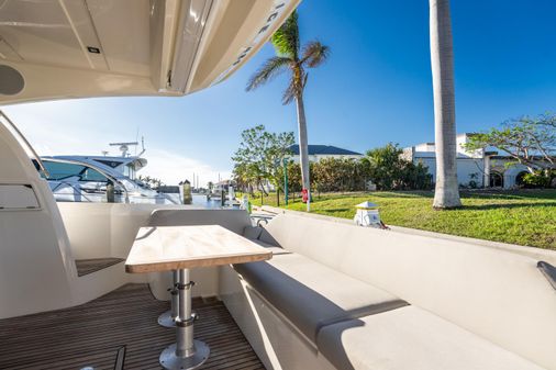 Prestige 420 Flybridge image