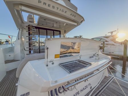 Prestige 420 Flybridge image