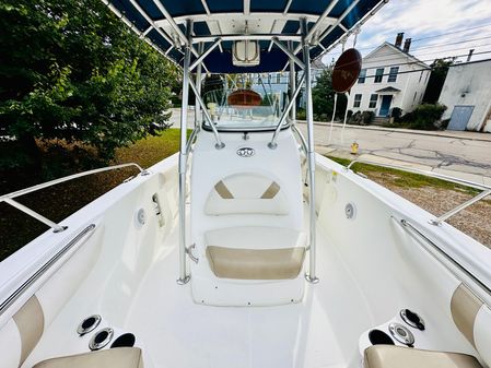 Boston-whaler 270-OUTRAGE image