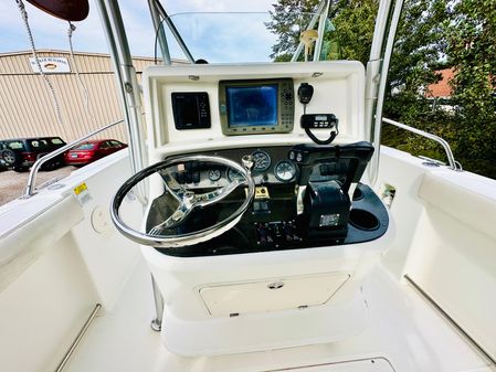 Boston-whaler 270-OUTRAGE image