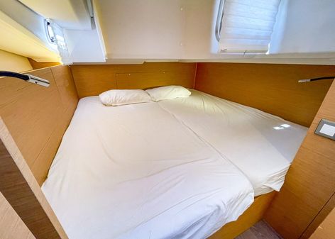 Jeanneau Sun Odyssey 440 image