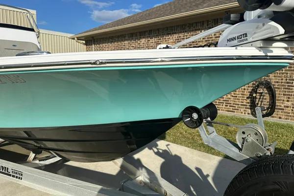 Sportsman Tournament 234 Bay Boat image