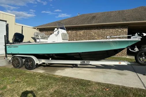 Sportsman Tournament 234 Bay Boat 