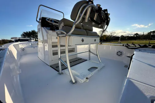 Sportsman Tournament 234 Bay Boat image