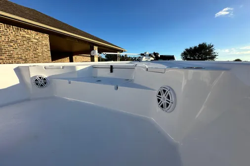 Sportsman Tournament 234 Bay Boat image