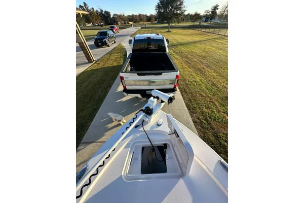 Sportsman Tournament 234 Bay Boat image