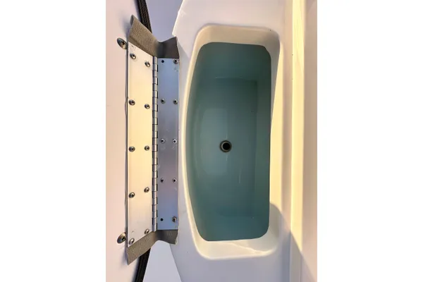 Sportsman Tournament 234 Bay Boat image