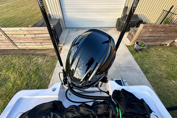 Sportsman Tournament 234 Bay Boat image