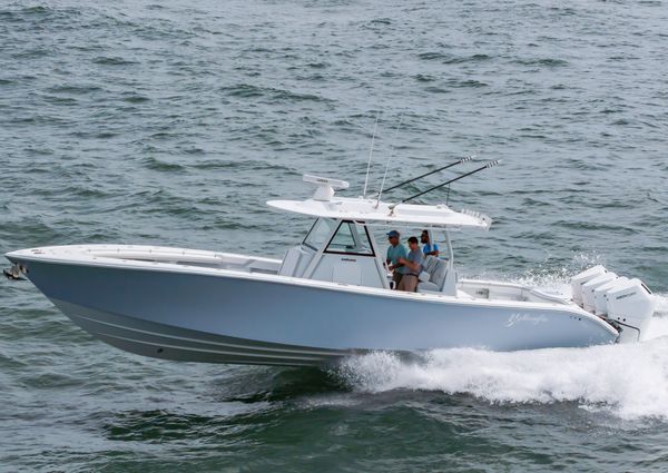 Yellowfin 39 image