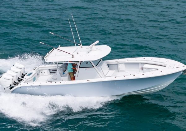 Yellowfin 39 image