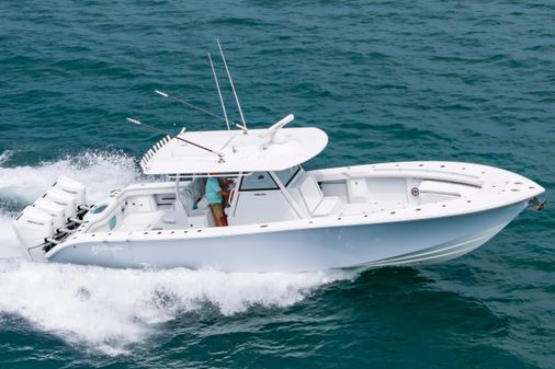 Yellowfin 39 image