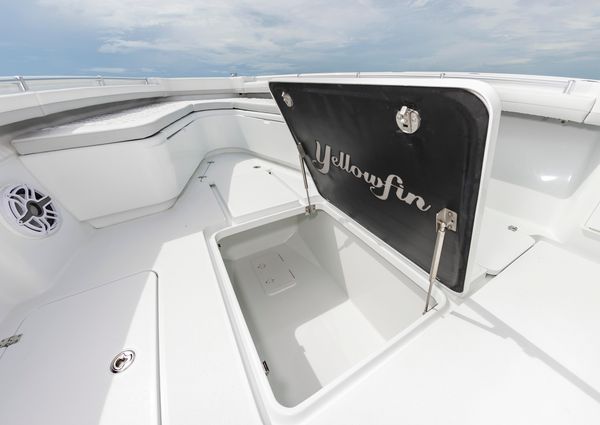 Yellowfin 39 image