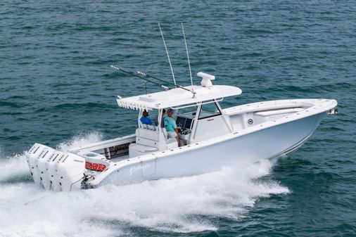 Yellowfin 39 image