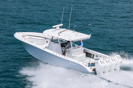 Yellowfin 39 image