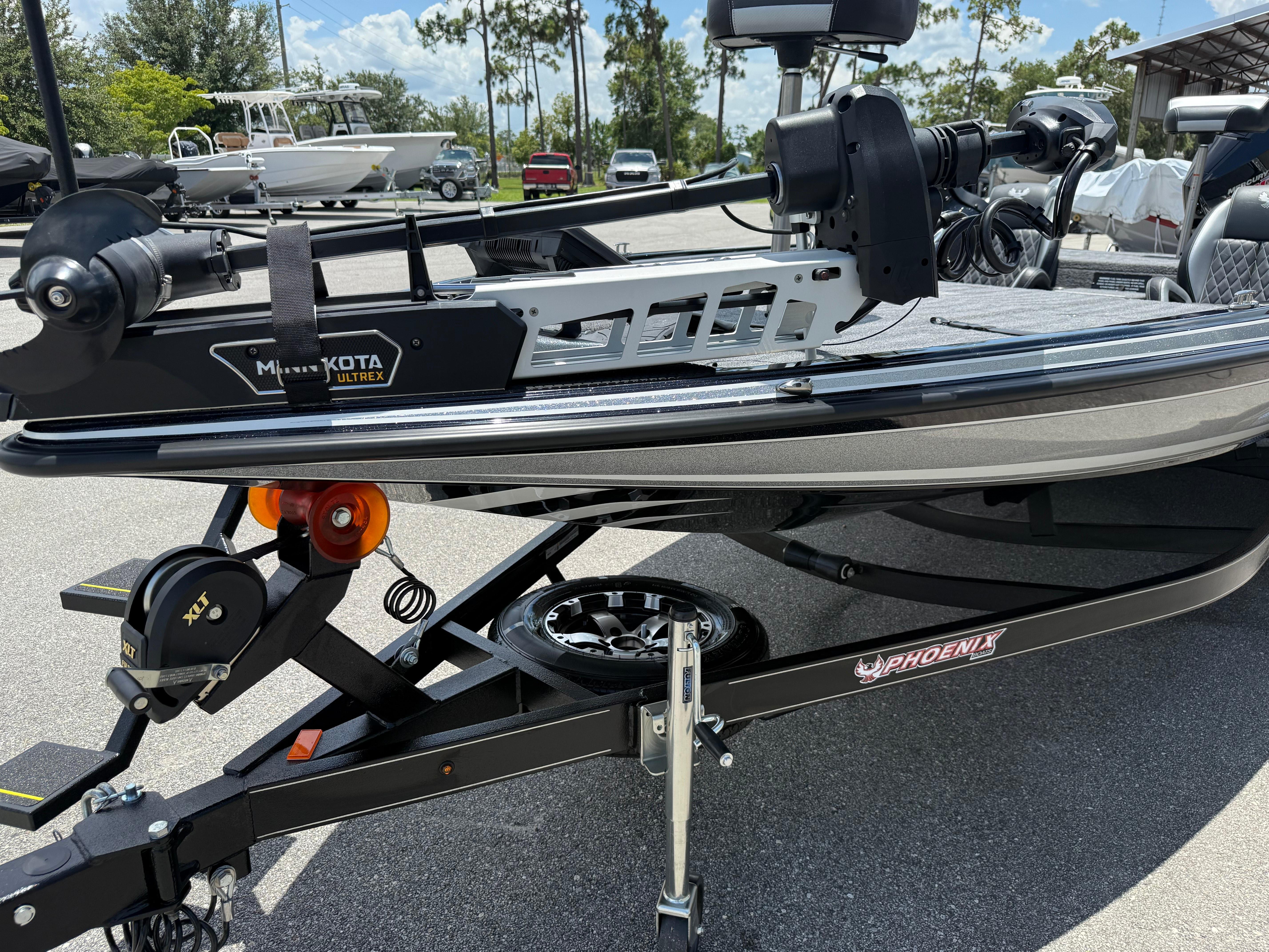 2026 Phoenix 721 ZXL St. Cloud, Florida - Toho Marine