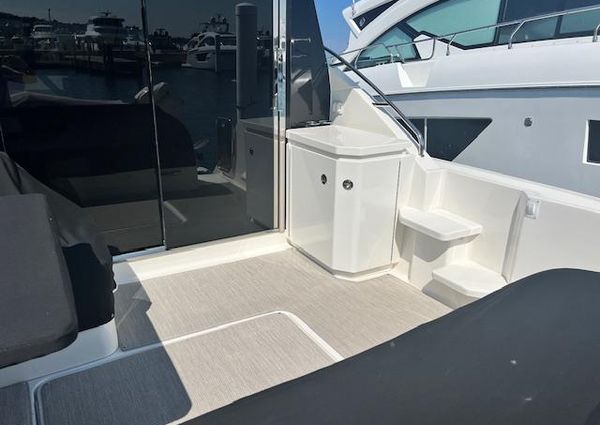 Sea Ray 510 Sundancer image