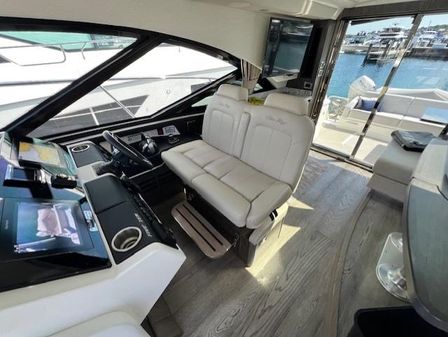 Sea Ray 510 Sundancer image