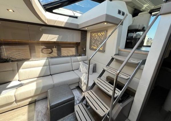 Sea Ray 510 Sundancer image