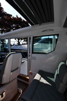 Axopar 28 CABIN image