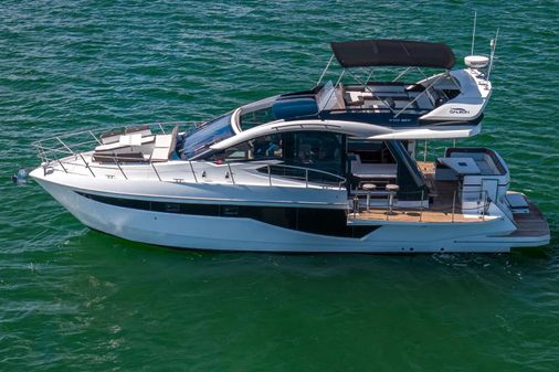 Galeon 470 Sky image