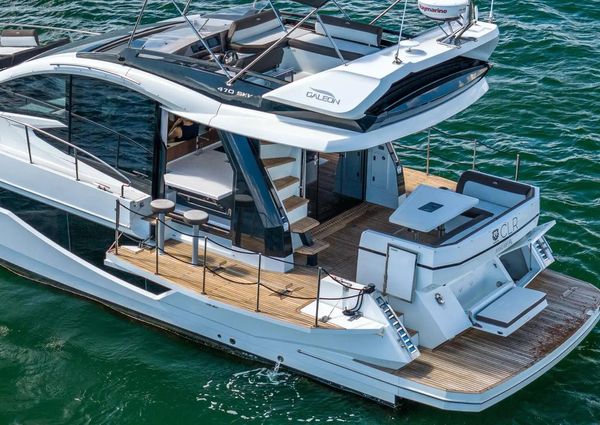 Galeon 470 Sky image