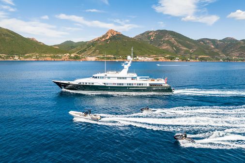 Feadship FEADSHIP image