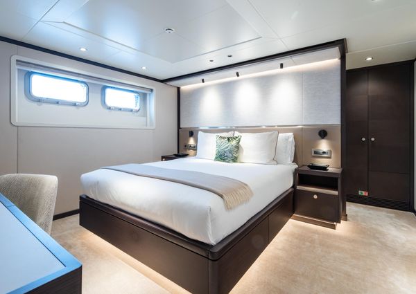 Feadship FEADSHIP image