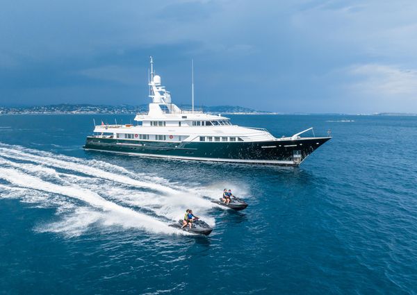 Feadship FEADSHIP image