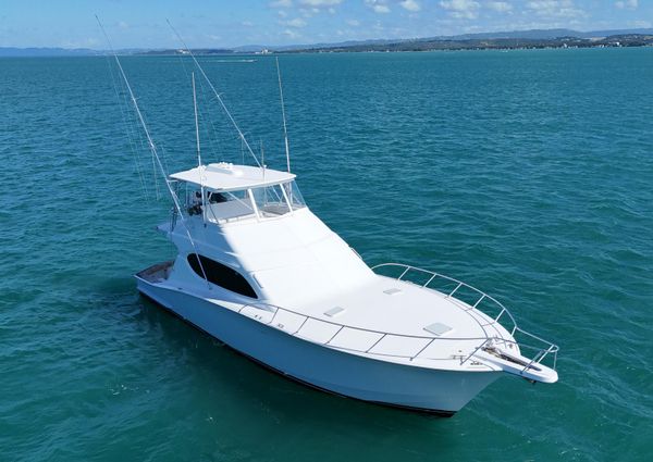 Hatteras 54 Convertible image