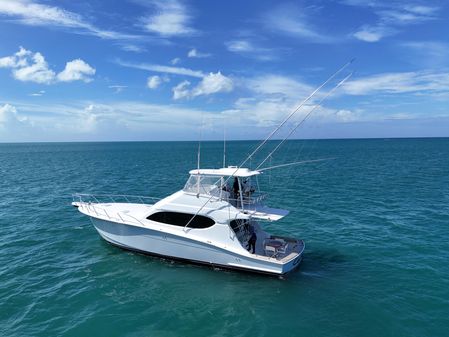 Hatteras 54 Convertible image