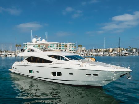 Sunseeker 88 Yacht image