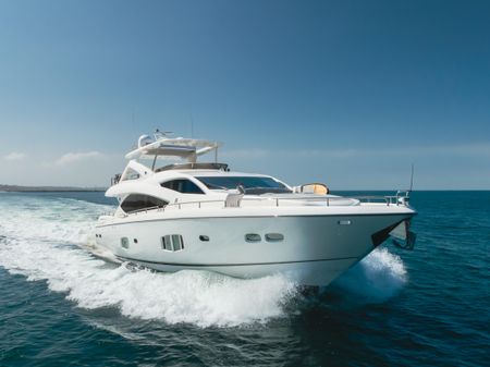 Sunseeker 88 Yacht image