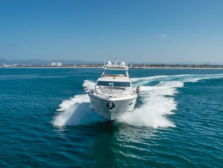 Sunseeker 88 Yacht image