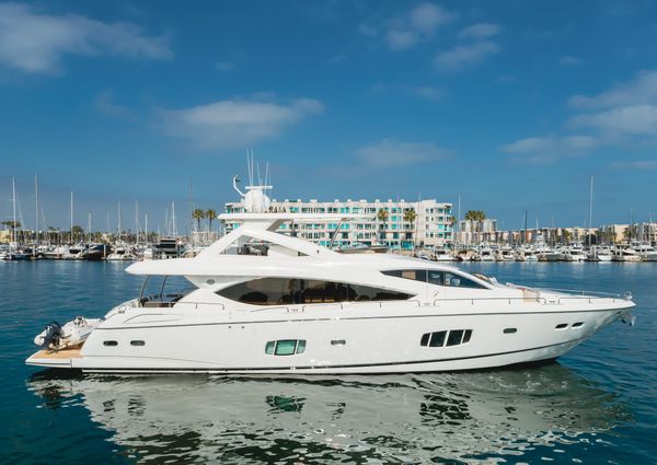 Sunseeker 88 Yacht image