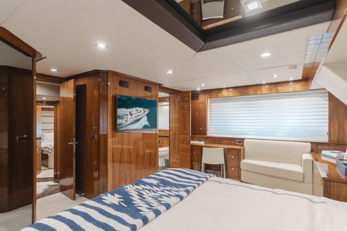 Sunseeker 88 Yacht image