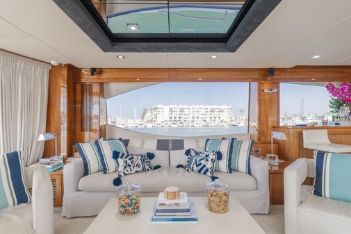 Sunseeker 88 Yacht image