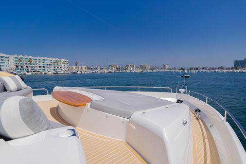 Sunseeker 88 Yacht image