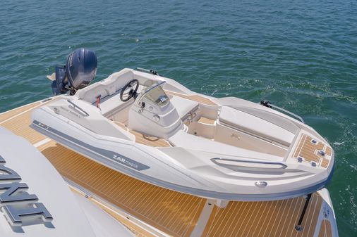 Sunseeker 88 Yacht image