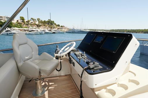 Azimut Fly 60 image