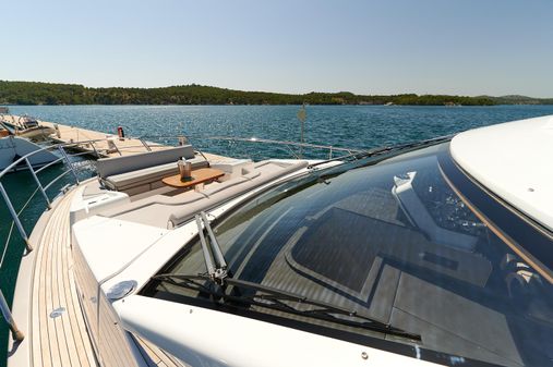 Azimut Fly 60 image