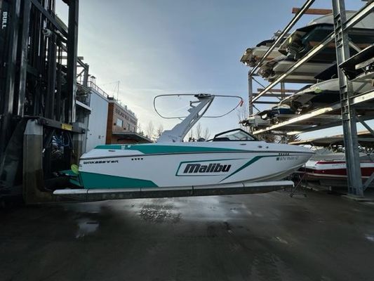 Malibu 22 LSV - main image