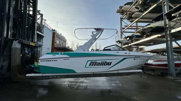 Malibu 22 LSV