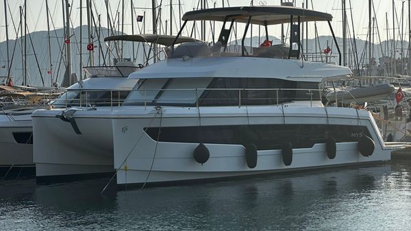 Fountaine Pajot MY5 