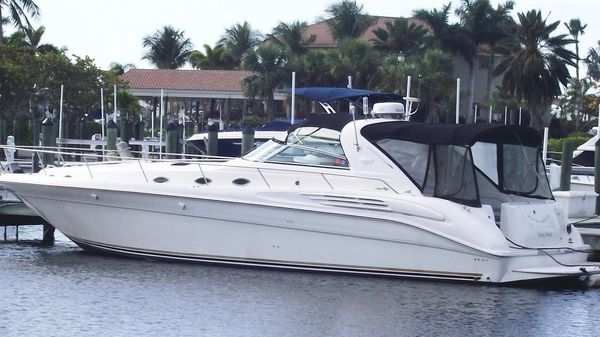 Sea Ray Sundancer 