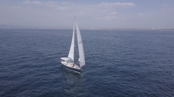 Catalina 470 image