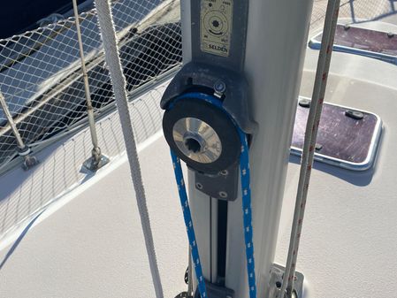 Catalina 470 image