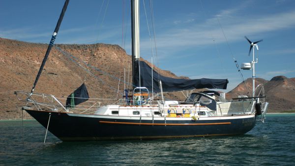 Pacific Seacraft 37 