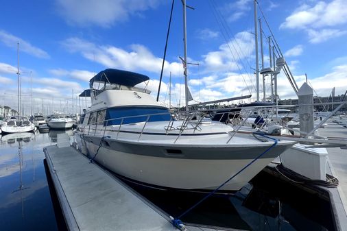 Silverton 40 Aft-Cabin image